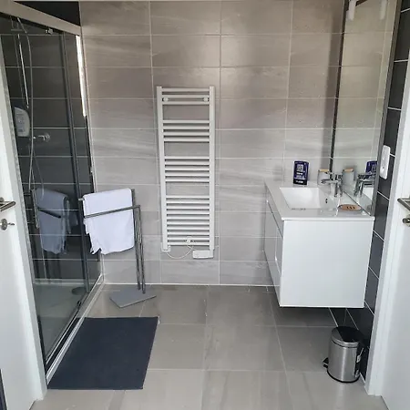 T2 Yucca Lcp - Beautiful 48 M2 2-room, 17 M2 Terrace, New, Air Conditioning * Grosseto-Prugna