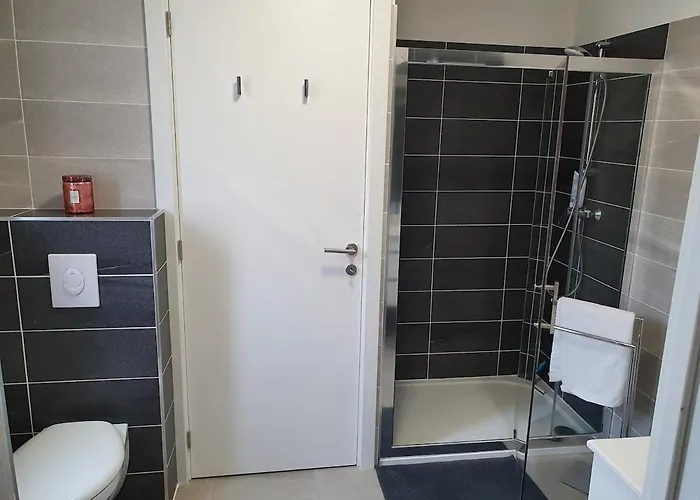 T2 Yucca Lcp - Beautiful 48 M2 2-room, 17 M2 Terrace, New, Air Conditioning 아파트